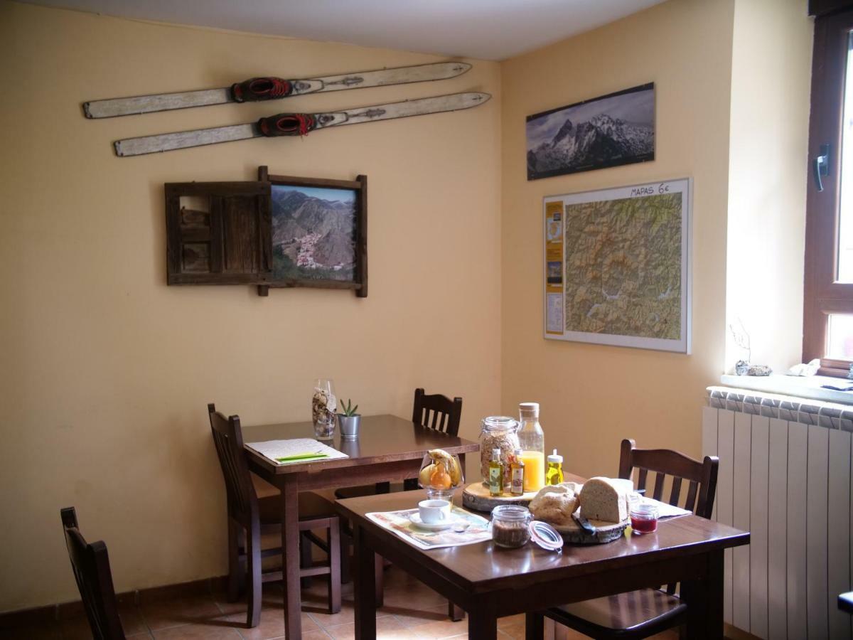 Albergue De Portilla Portilla de la Reina Kültér fotó